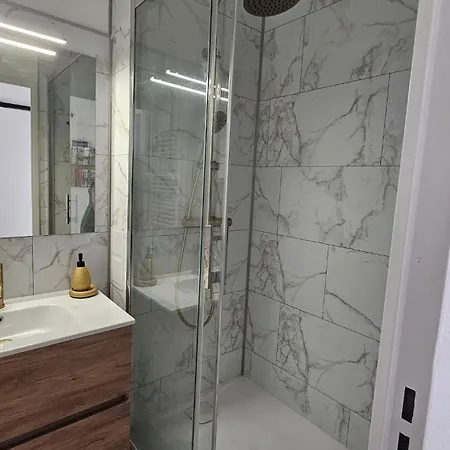 Vue En 1ère Ligne, 2 Chambres, Clim Et Parking * Sète