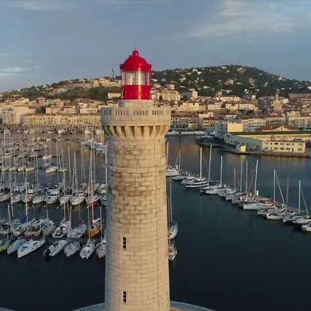 Vue En 1ère Ligne, 2 Chambres, Clim Et Parking Appartement
